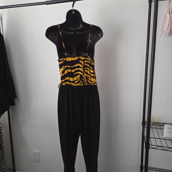 Romper - Picture 2 of 3